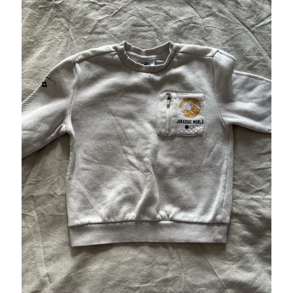 Boys Jurassic World Pullover Sweat Shirt and‎ Pant Set Size 5/6